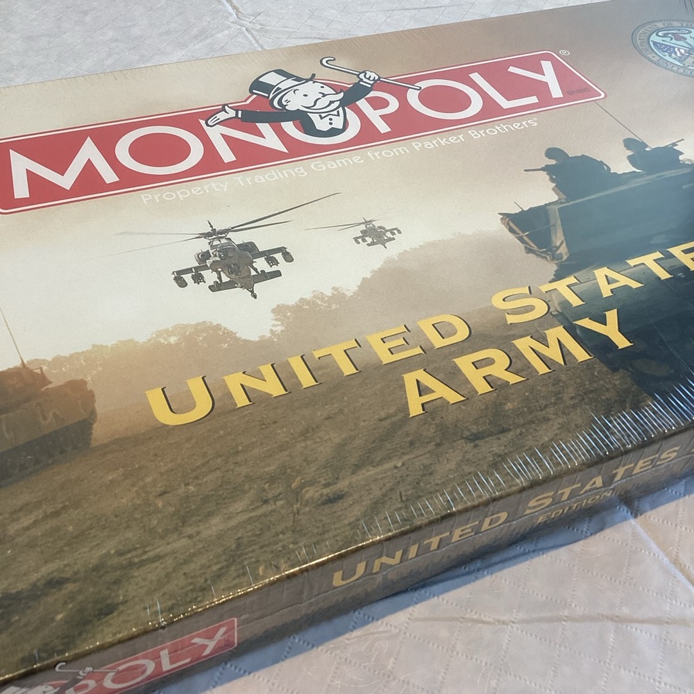 NEW US Army Monopoly Collector’s Edition Vintage Monopoly Sealed